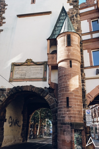 Freiburg_Im_Breisgau_vertical_3